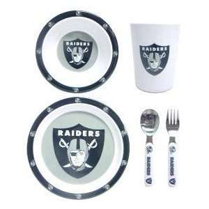 Oakland Raiders NFL Childrens 5 Piece Dinner Set:  Sports 
