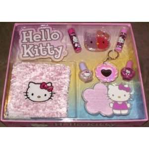   Super Deluxe Hello Kitty Cosmetic Set with Cosmetic Bag: Toys & Games