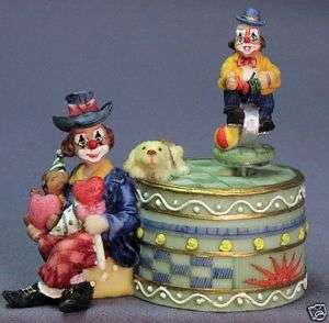 New Rotating Clown Wind Up Music Box 2 Clowns With Dog  