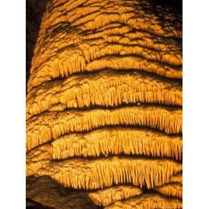 Frozen Niagra Column, Carlsbad Caverns National Park, New Mexico, USA 