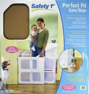   Dorel Juvenile Safety 1st Perfect Fit Gate by Dorel 