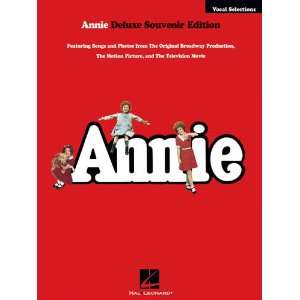  Annie Vocal Selections   Deluxe Souvenir Edition Musical 