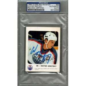  Wayne Gretzky Autographed 1986 Red Rooster Trading Card 