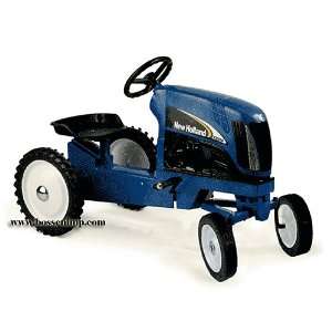  New Holland TG 305 2WD WF Pedal Tractor Toys & Games