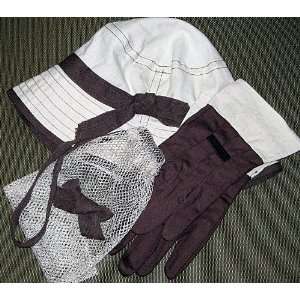   Glove Set in Mesh Drawstring Storage Bag (brown/tan): Kitchen & Dining