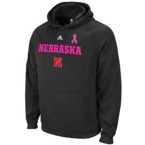   Breast Cancer Awareness 2011 Train Coaches Hooded Sweatshirt: Sports