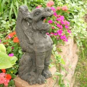  Craft Tex/Ladybug Griffin Statue, Verdigris Patio, Lawn 