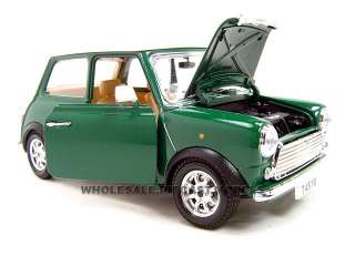 1969 MINI COOPER GREEN 1:18 DIECAST MODEL CAR BY BBURAGO 12036  