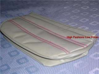 Top Quality Signature Pouch, Brand New & Authentic makeup or carryon 