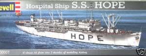 Revell HOSPITAL SHIP USS HOPE MINT IN THE BOX  