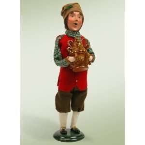  Byers Choice Carolers   Man with Wassail Pot: Home 