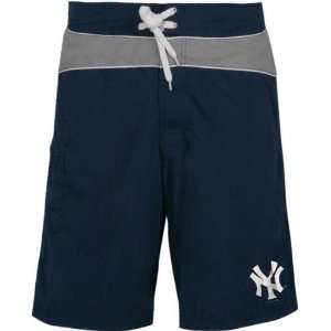  New York Yankees Youth Color Block Board Shorts: Sports 