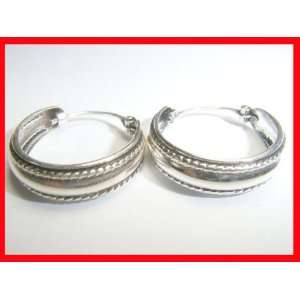   Solid Sterling Silver Hoop Earrings .925 #1852: Arts, Crafts & Sewing