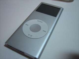 S24) Silver Apple iPod Nano 4GB Model A1199 2nd Generation  Music 