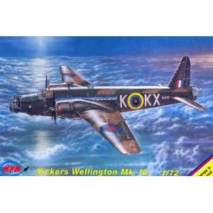  MP Models 1/72 Vickers Wellington Mk IC Bomber Kit: Toys 