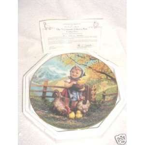   Mint M I Hummel Collector plate Feeding Time 