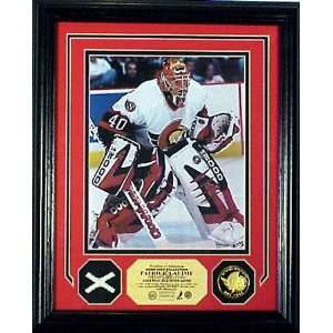  Patrick Lalime Game Used Net Photo Mint