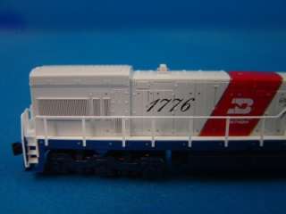 Kato N Scale U30C BN Bicentennial Model Train Locomotive Engine Diesel 