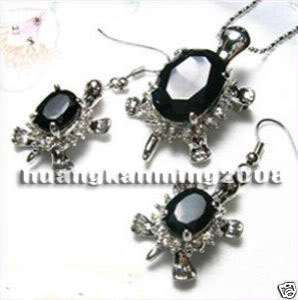 fine Jewelry black jade pendant necklace earring set  