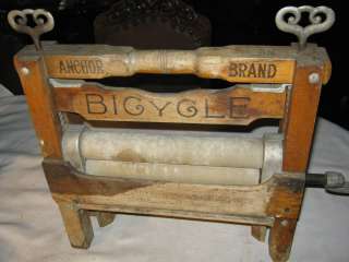   COUNTRY FARM STORE BICYCLE BATH WOOD IRON CLOTHES WRINGER LG.  