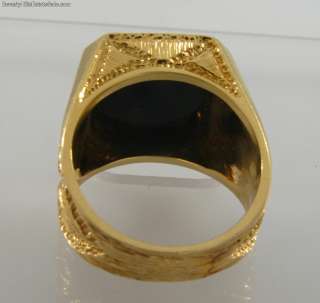 Beautiful Carved Intaglio Onyx 14k Gold Mens Ring  