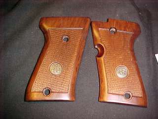 Beretta 92SB COMPACT Factory Walnut Pistol Grips NEW  
