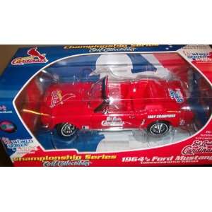   . Louis Cardinals 1964 1/2 Ford Mustang, Die Cast, 1:18: Toys & Games