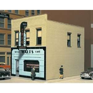 City Classics HO Main Street Cafe Kit Toys & Games