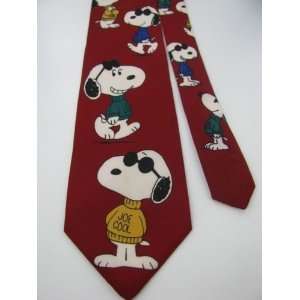   Tie by Peanuts United Features Syndicate, Inc. 
