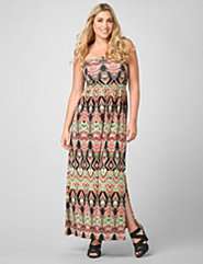   entityNameTribal Print Strapless Maxi Dress,productId154647