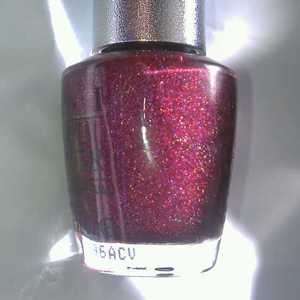 OPI nail polish lacquer DESIGNER SERIES EXTRAVAGANCE holographic DS 