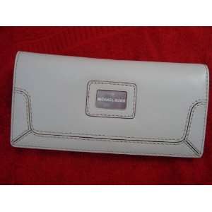 Michael Kors Brookville Vanilla Leather Check Book Wallet (White)