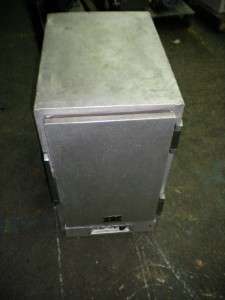 Hot Food Box Inc Model C7 Food Warmer Heater Storage  