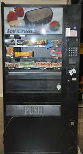 Fastcorp F631 Frozen Vending Machine w/ Change Machine  