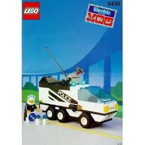  LEGO Classic Town Police Night Patroller 6430: Toys 