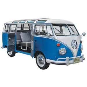   24 Volkswagen T1 Samba Bus (Plastic Model Vehicle) Toys & Games